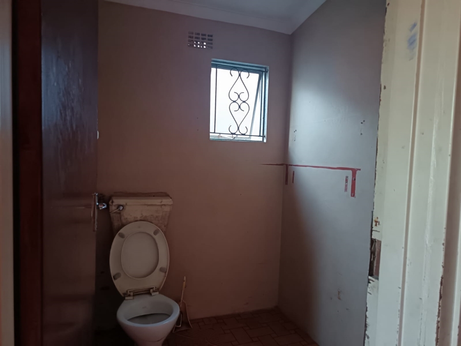 3 Bedroom Property for Sale in Mxolisi Phetani Western Cape